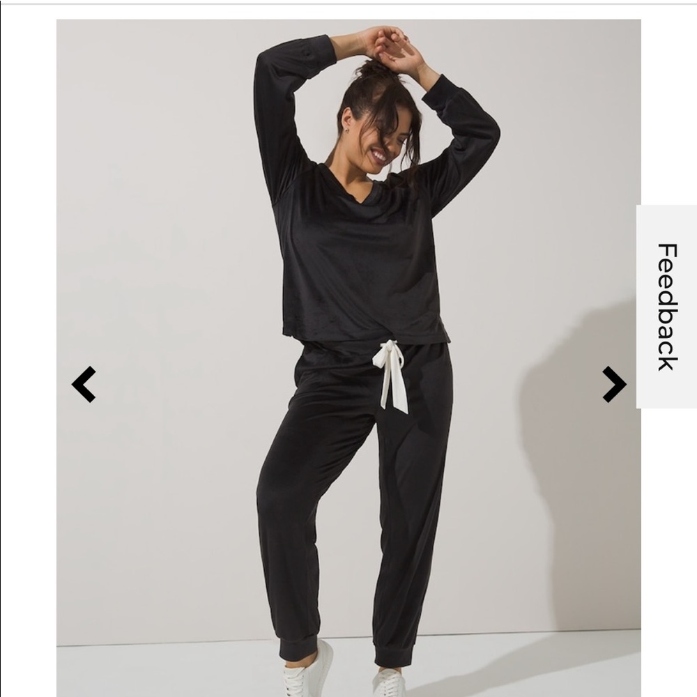 Soma velour lounge set